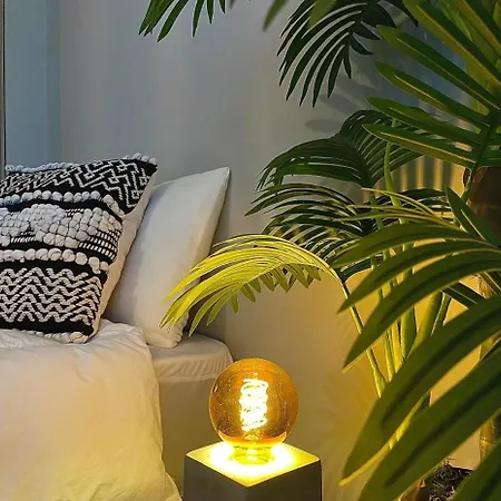 Surf Retreat Apartment *
